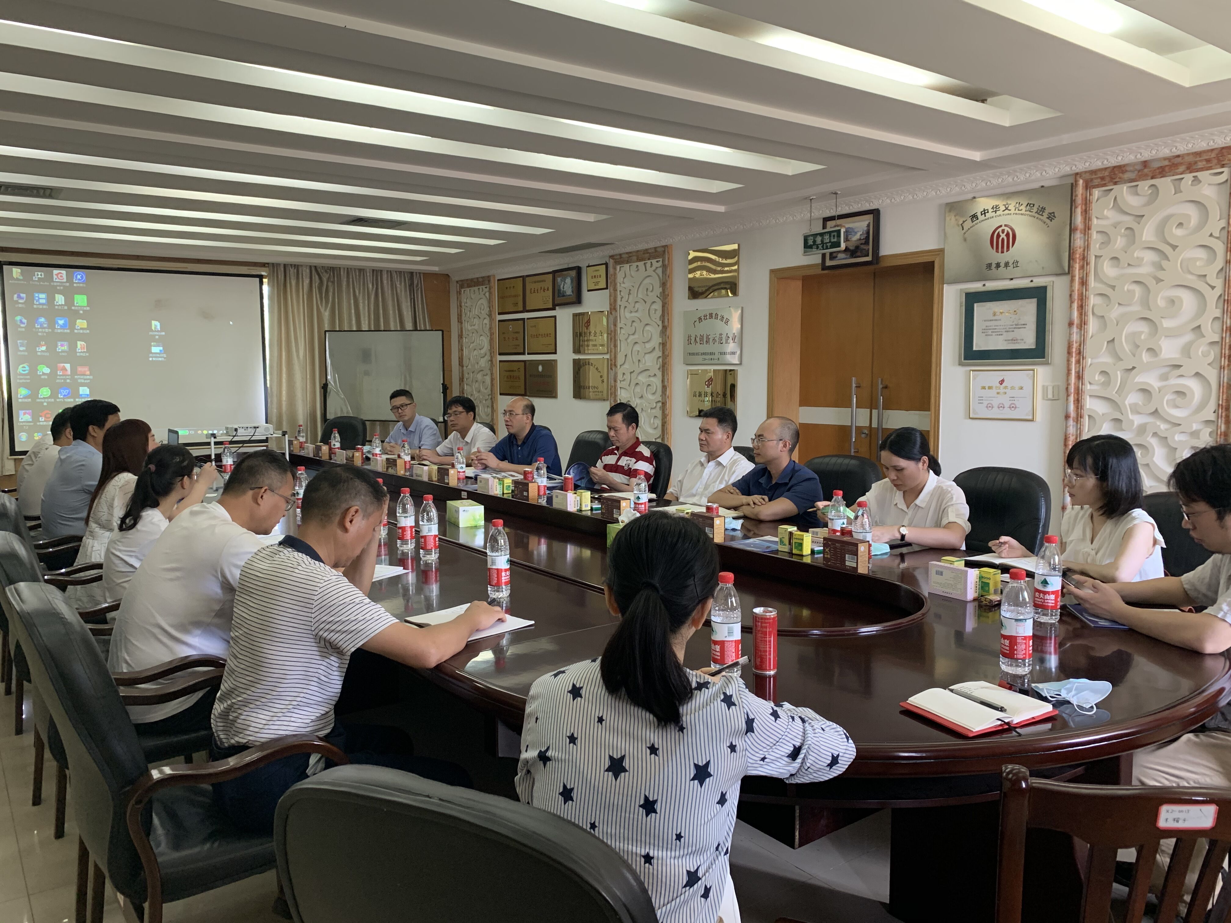 金投集團領(lǐng)導率隊深入企業(yè)推進復工復產(chǎn)